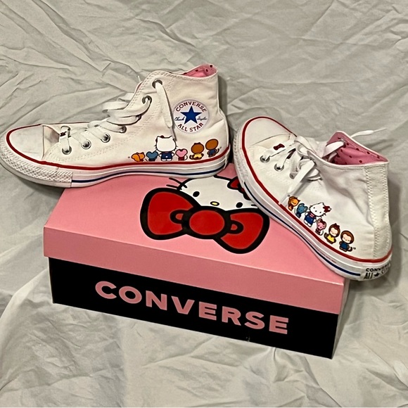 SOLD!!! Sz 8 Womens Converse Sanrio Hello Kitty Collab Hi Tops - Picture 11 of 14